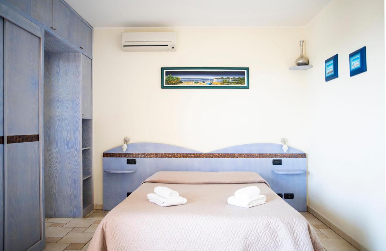 Il Fenicottero Otel Quartu SantʼElena Dış mekan fotoğraf