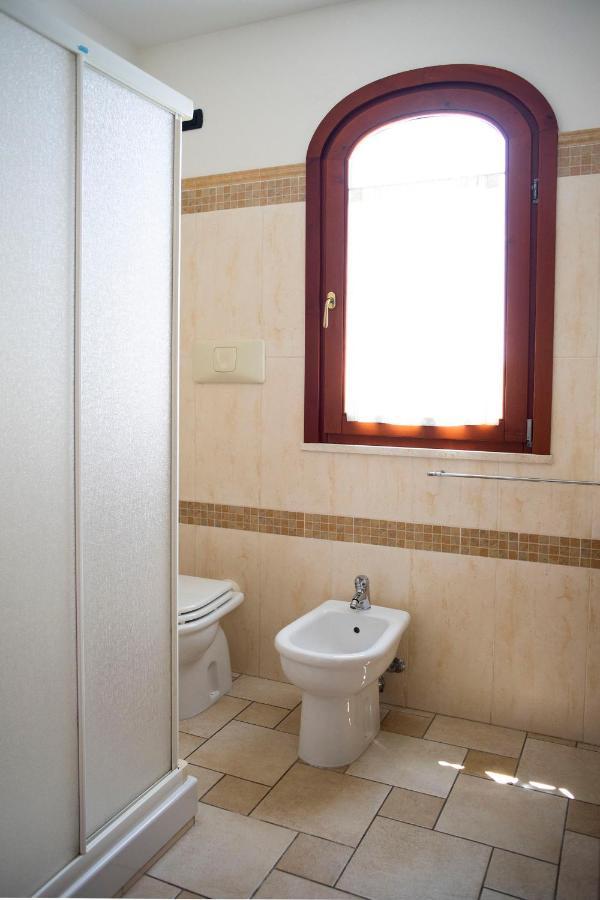 Il Fenicottero Otel Quartu SantʼElena Dış mekan fotoğraf